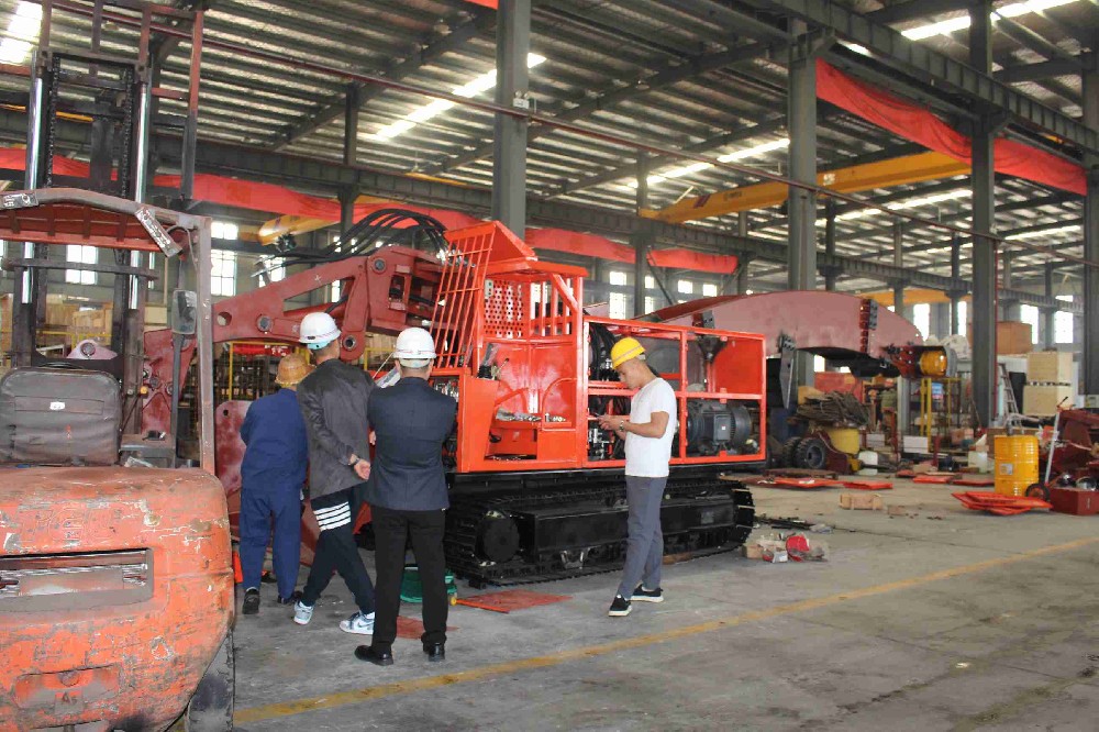 蕪湖 80 履帶扒渣機排名,人才培養出色的品牌解讀