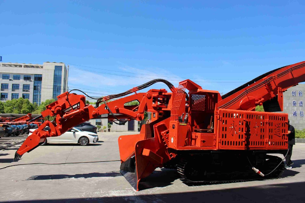 南昌 80 履帶扒渣機排名之技術(shù)創(chuàng)新品牌剖析
