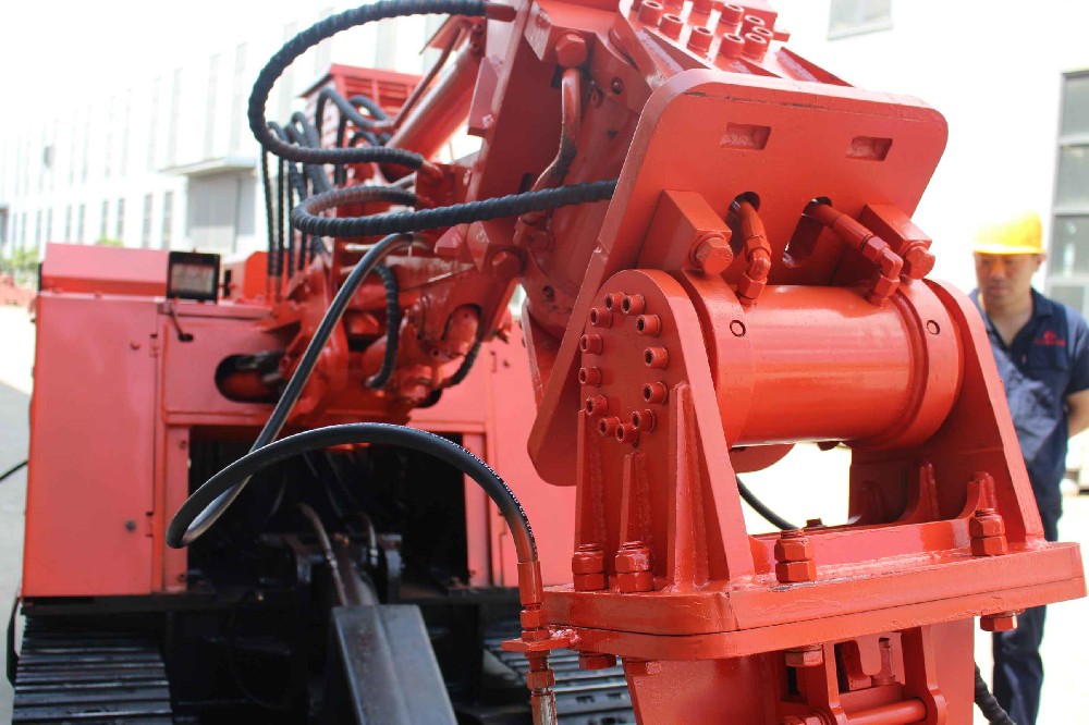 清遠(yuǎn) 80 履帶扒渣機排名,從產(chǎn)品性能看實力品牌