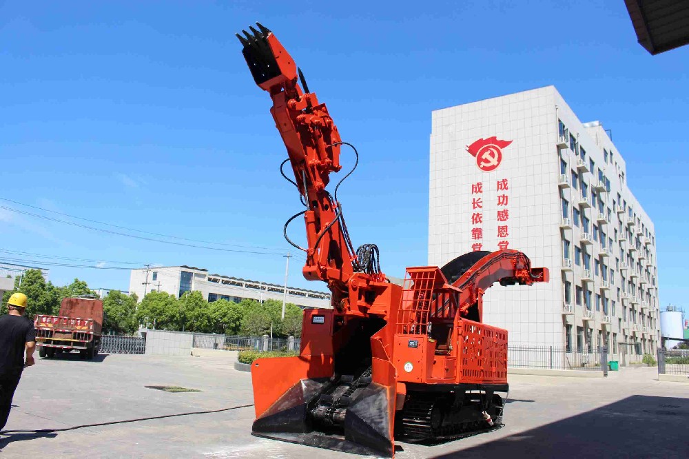 貴陽扒渣機皮帶松緊度調整技巧，延長使用壽命！
