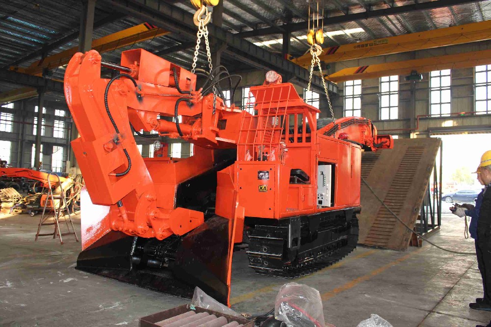 來賓電動輪式扒渣機電池保養,延長續航