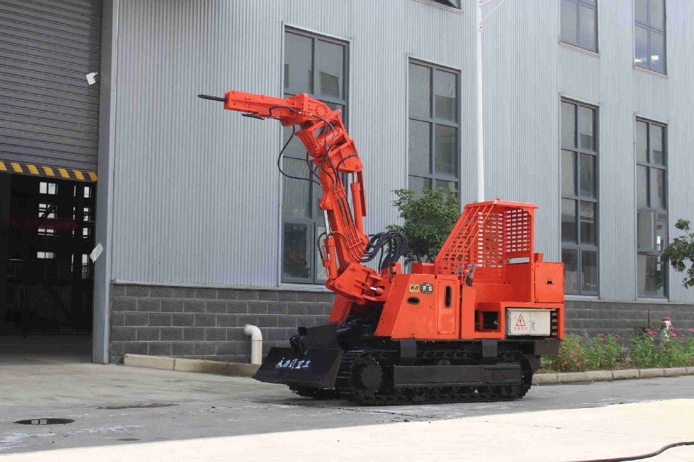 忻州80扒渣機(jī)行業(yè)大揭秘:一個(gè)市場(chǎng)價(jià)值百萬(wàn)的裝備