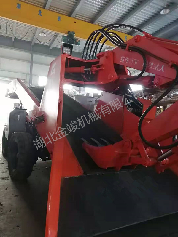 120型輪式扒渣機 120扒渣機2.jpg