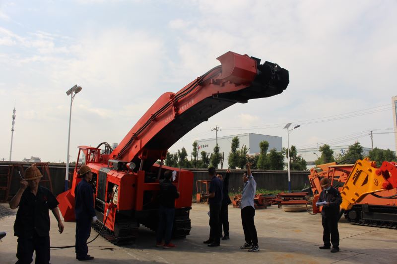 煤礦扒渣機(jī)